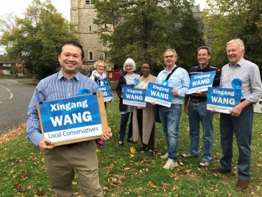 Xingang with supporters in East Molesey